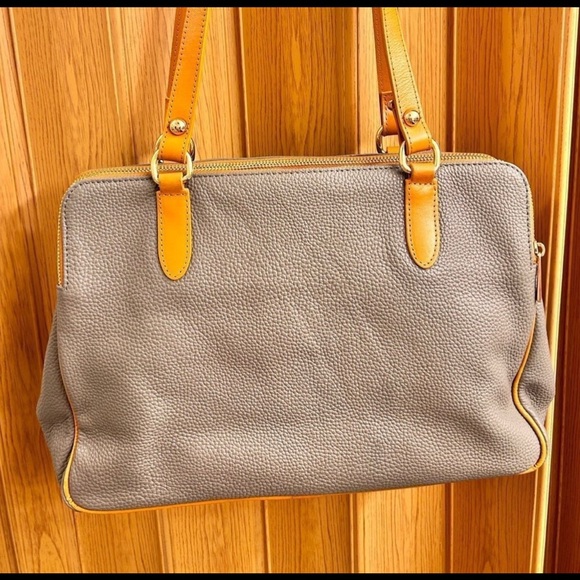 Valentina Italian Leather Tote - Picture 4 of 11